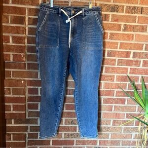 Judy Blue Women 16W Mid-Rise Drawstring Denim Utility Joggers Porkchop Pockets